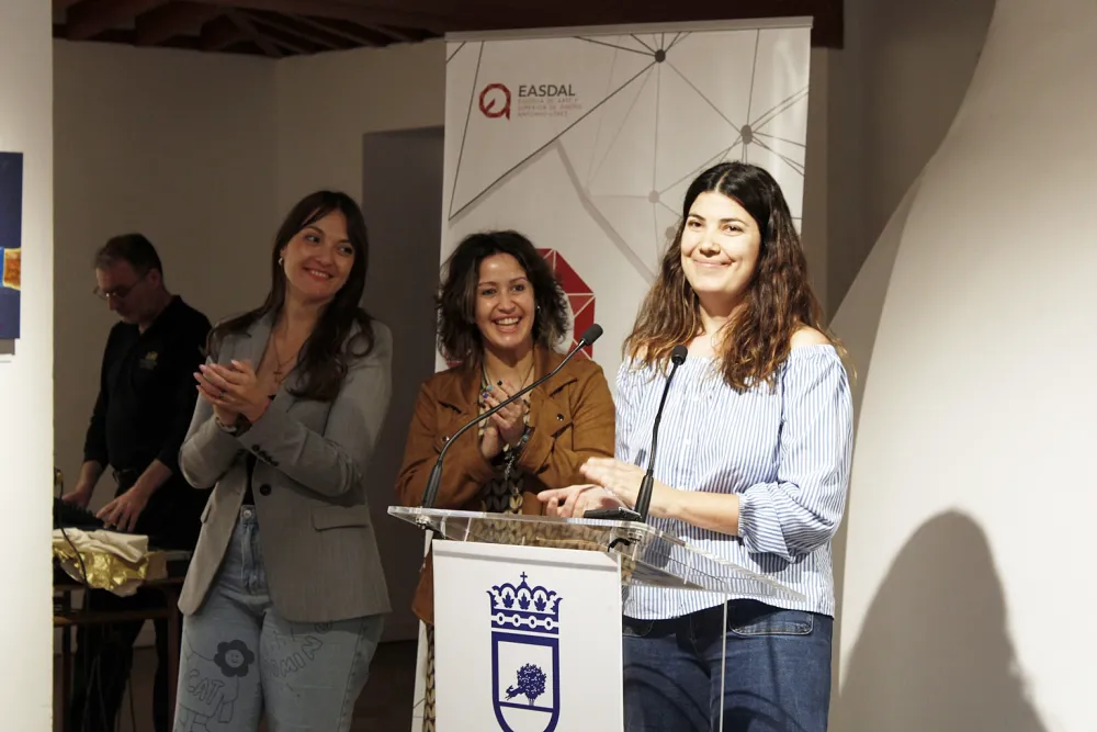 Agenda Ocio - La Escuela de Arte inaugura la exposición de los trabajos de fin de curso de los alumnos de Ilustración y Artes en Tomelloso 