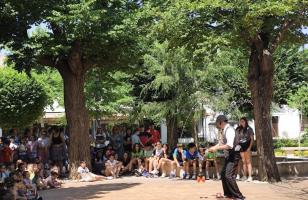 Agenda Ocio - Los escolares de Bolaños de Calatrava disfrutan en la presentación del IV Berenguela Festival 